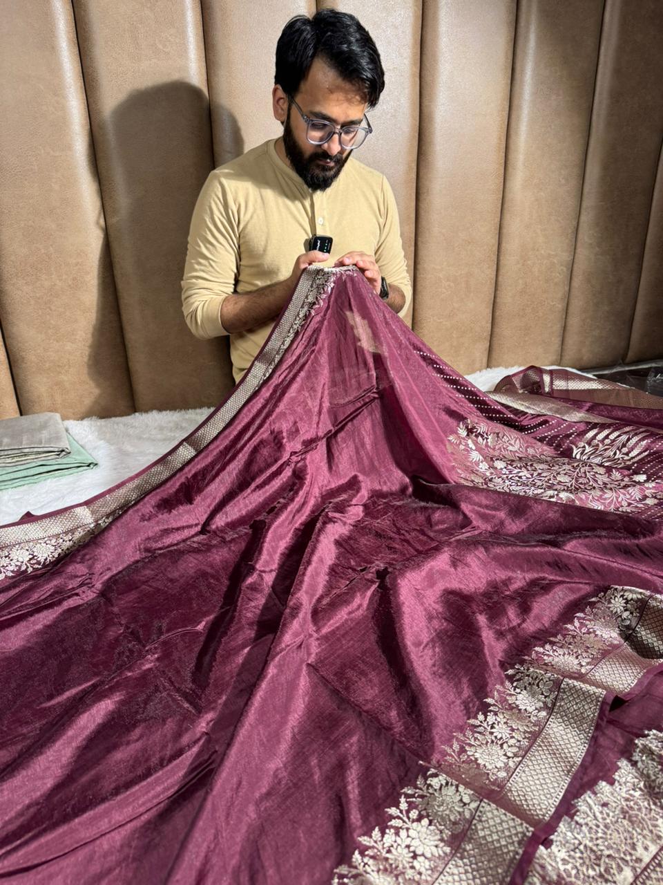 Rare Wine Crepe Chinia Silk Banarasi Saree