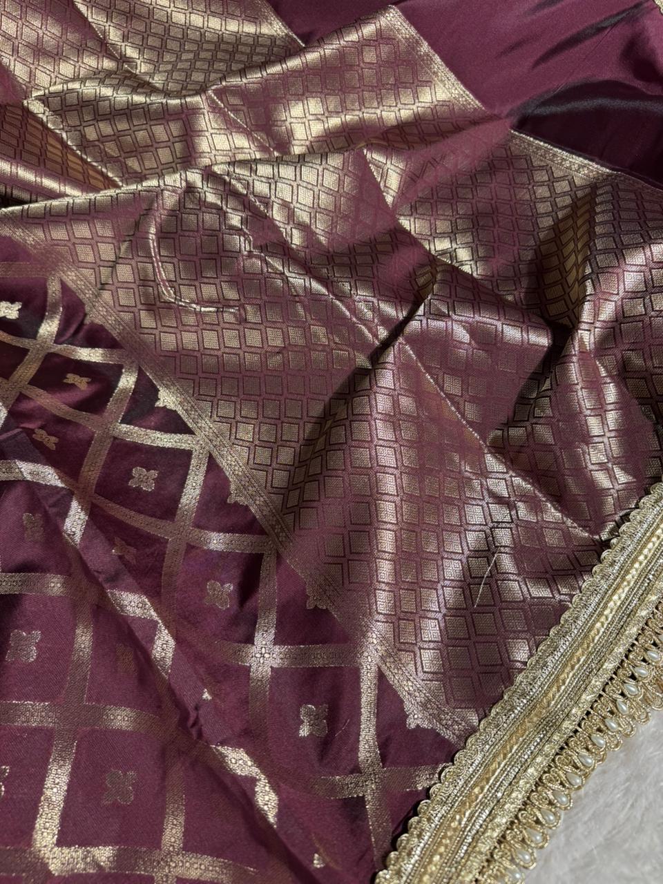 Rare Wine Chinia Silk Checkered Designer Banarasi Saree