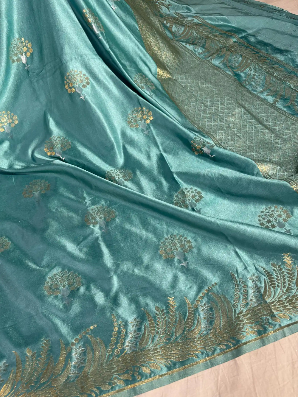 Sea Green Mashru Katan Silk Saree with Rich Pallu and Blouse