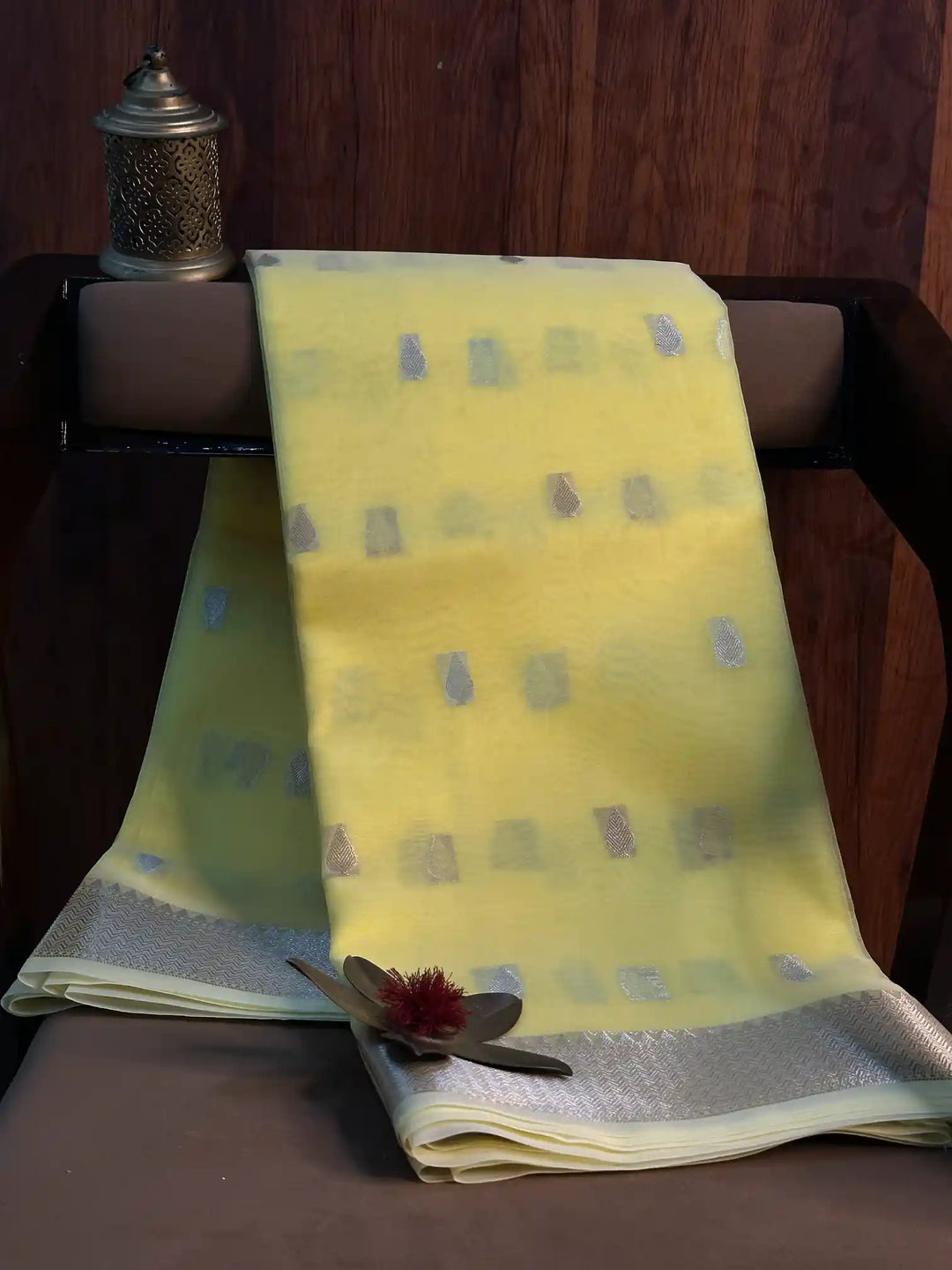 Softsilk Traditional Beautiful Banarasi Saree