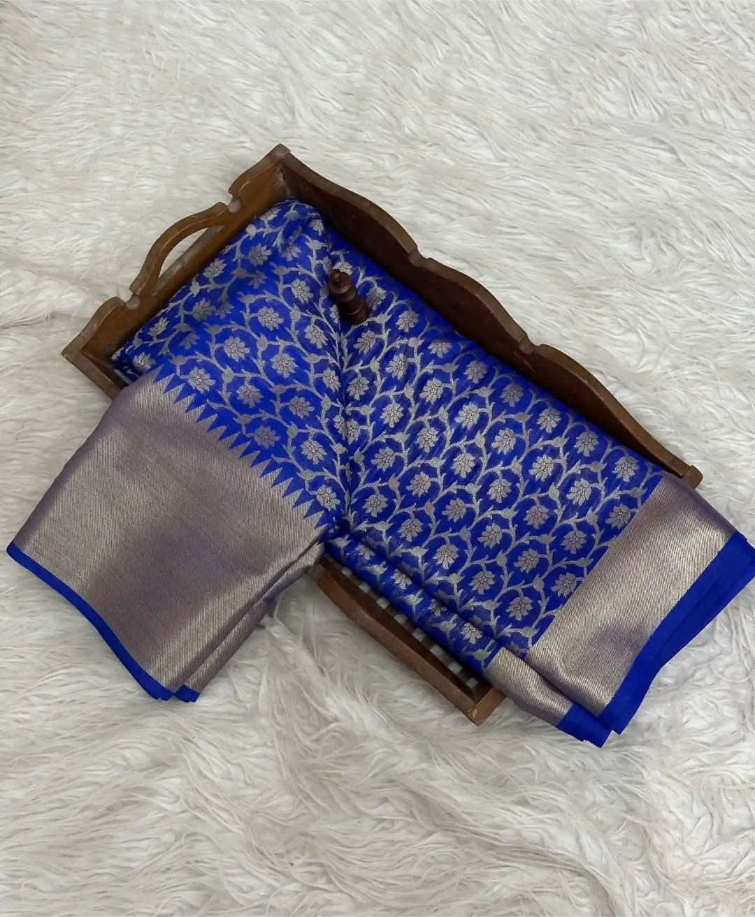 Pretty Softsilk Beautiful Banarasi Saree