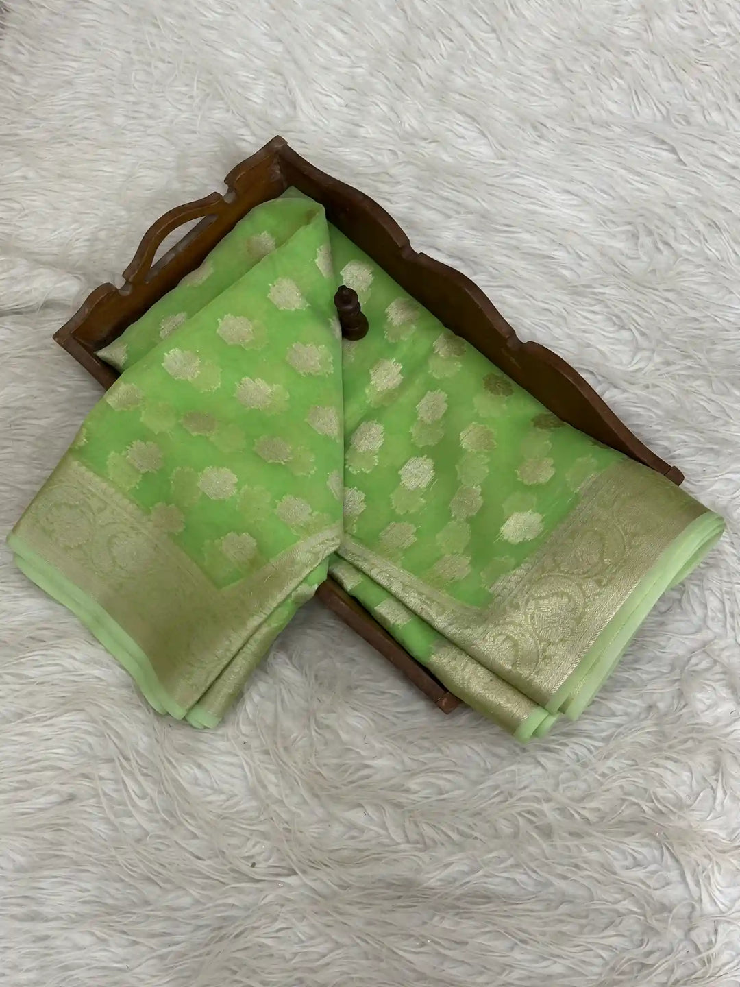 Pretty Softsilk Beautiful Banarasi Saree