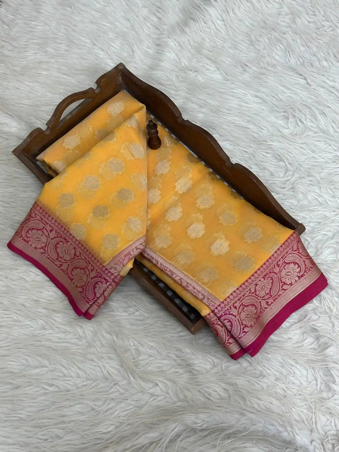 Pretty Softsilk Beautiful Banarasi Saree