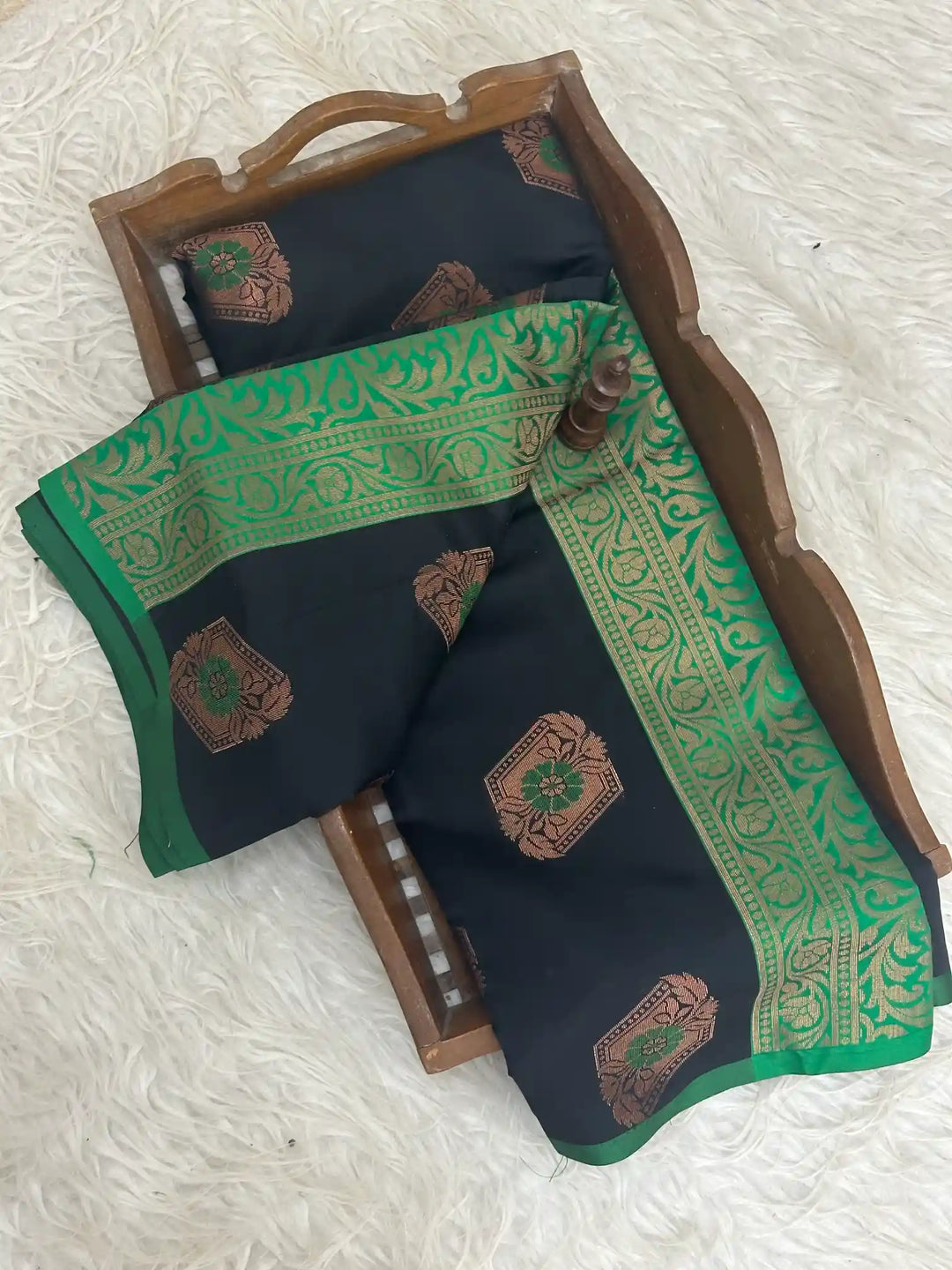 Pretty Softsilk Beautiful Banarasi Saree