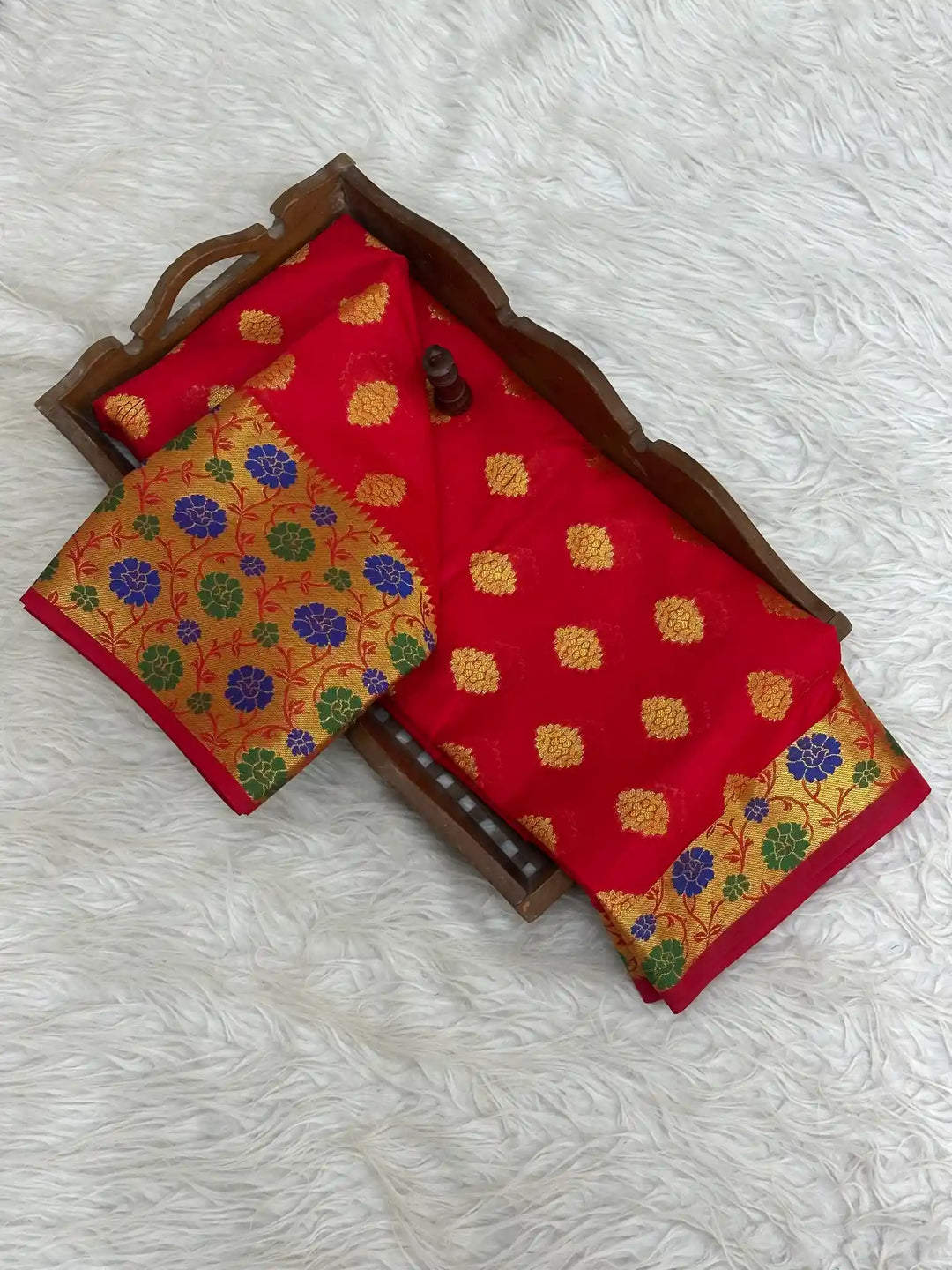 Pretty Softsilk Beautiful Banarasi Saree