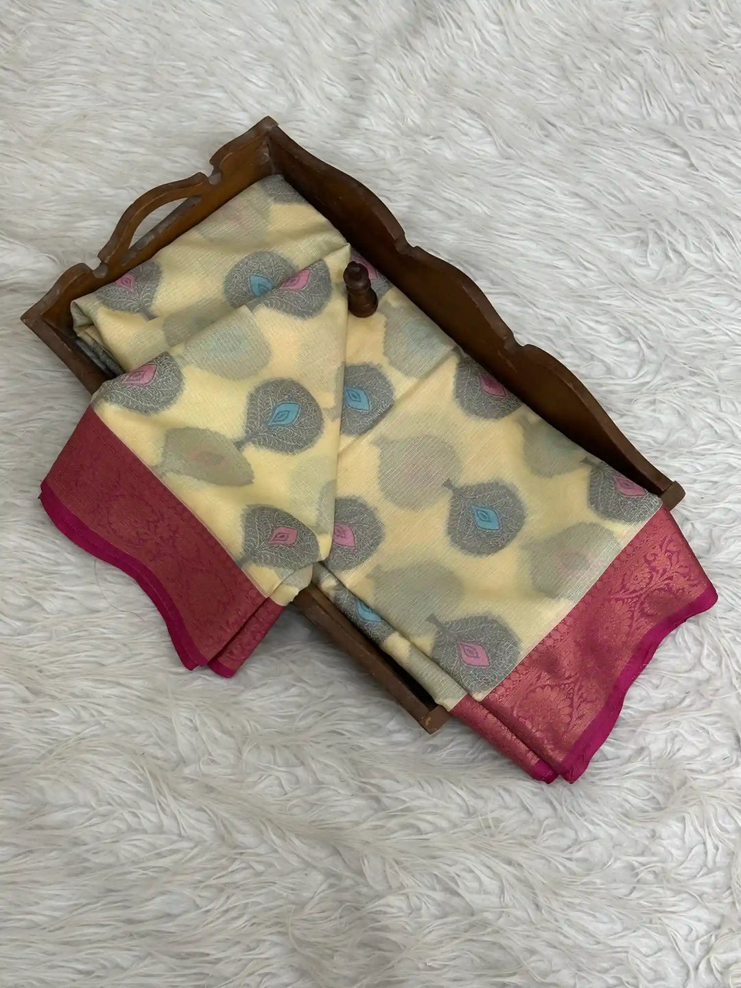 Pretty Softsilk Beautiful Banarasi Saree