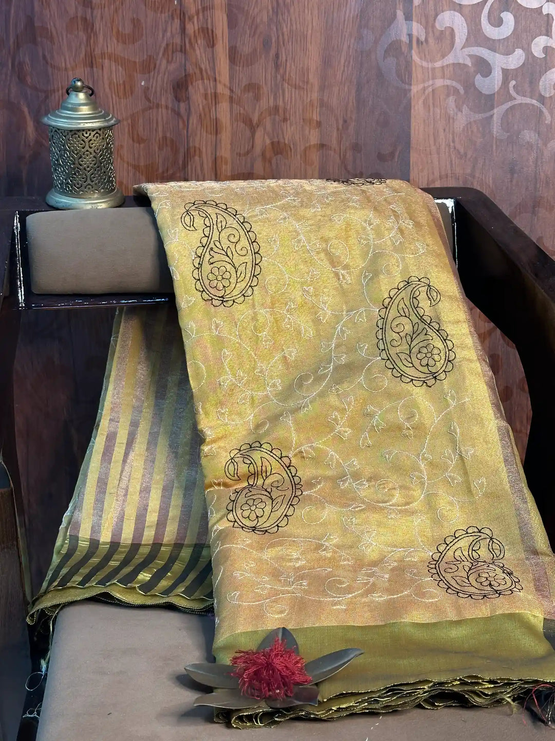 Traditional Jacquard Weave Softsilk Banarasi Saree