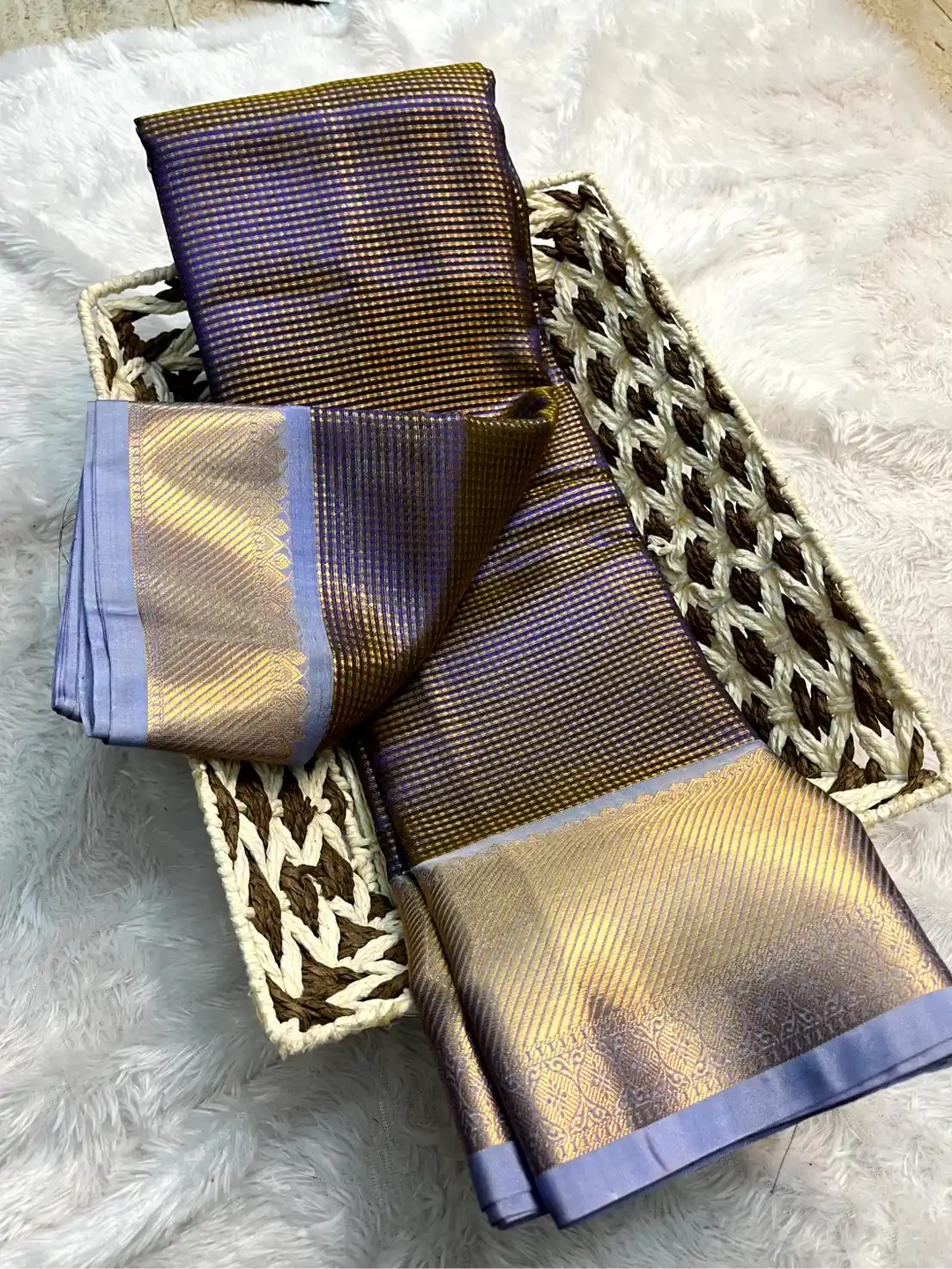 Zari Border Weave Traditional Banarasi Saree