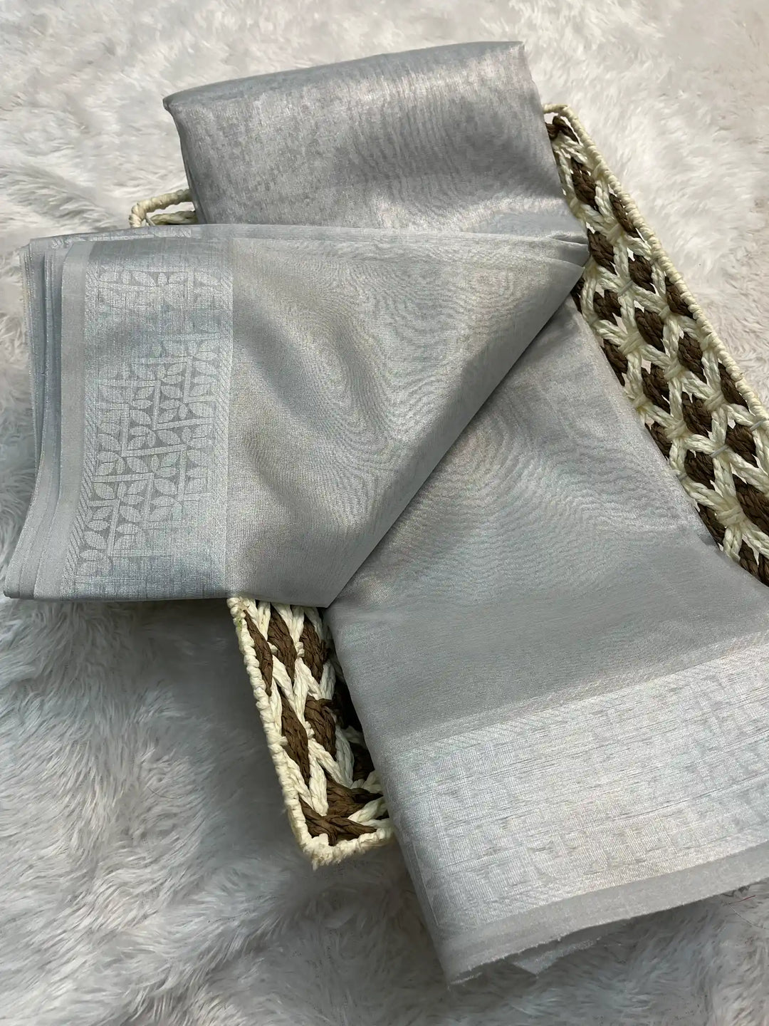 Zari Border Weave Traditional Banarasi Saree
