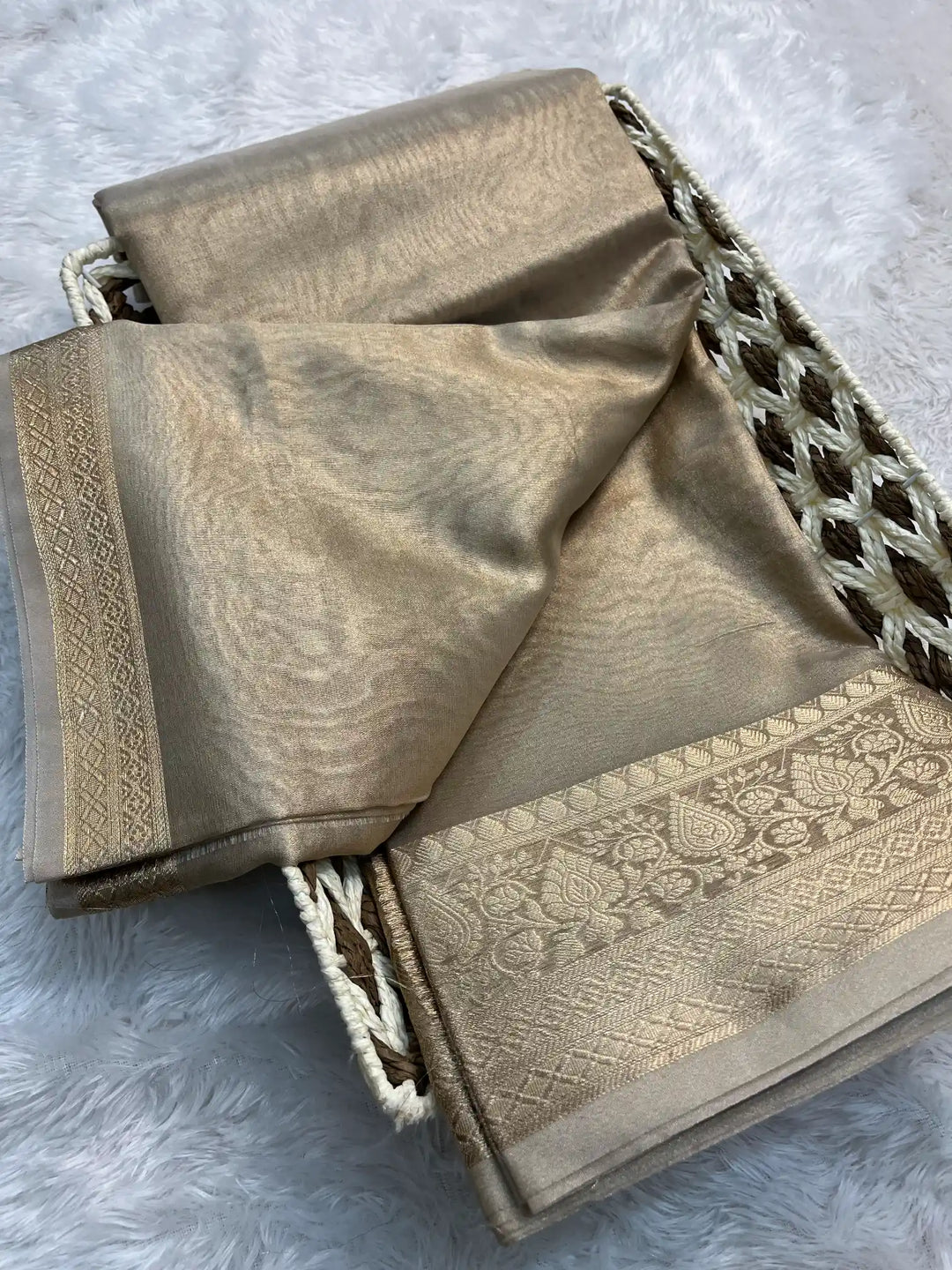 Zari Border Weave Traditional Banarasi Saree