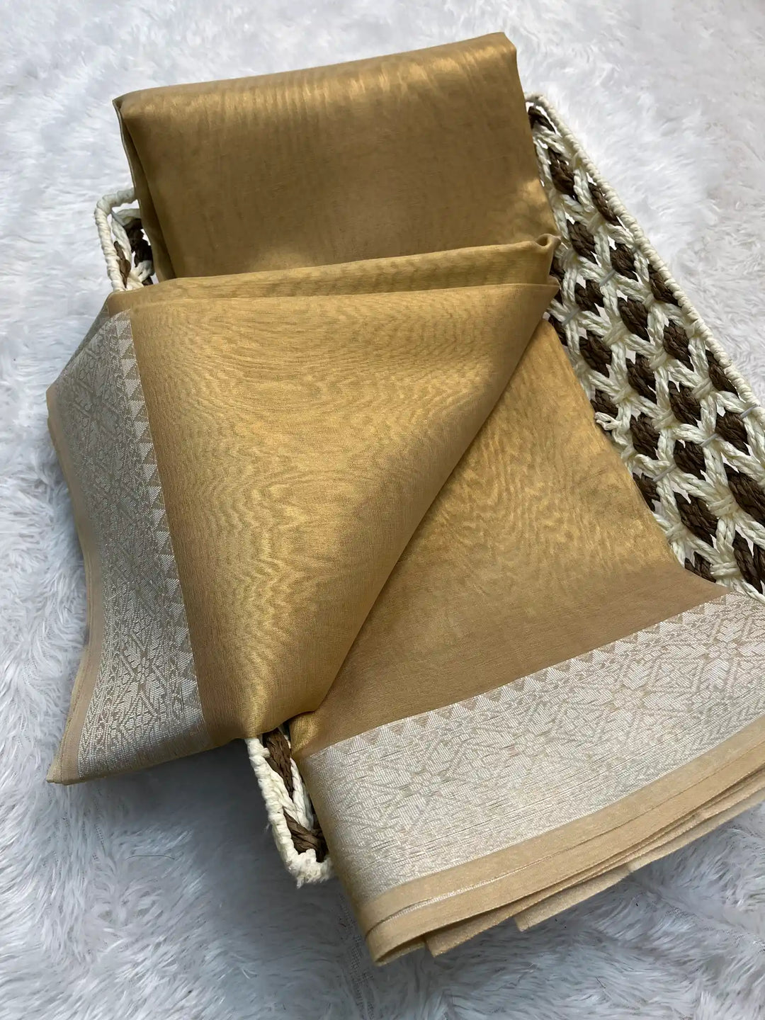Zari Border Weave Traditional Banarasi Saree