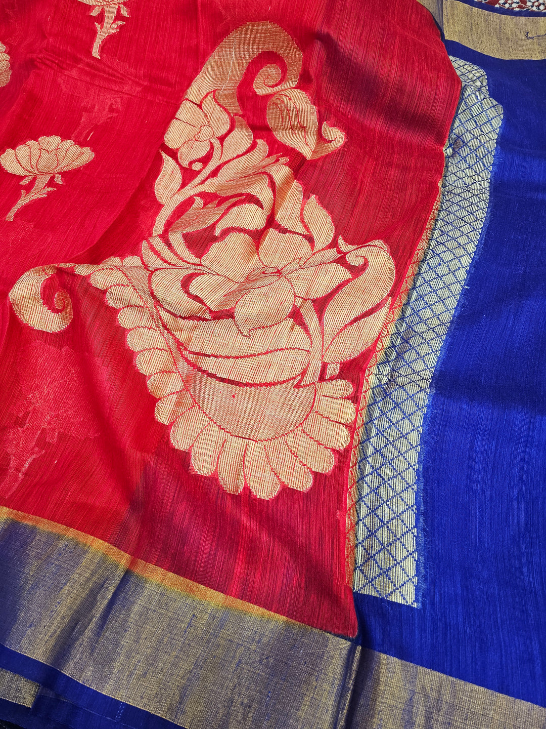 Half Price Sale Pure Matka Silk Saree with rich  and Exclusive pallu