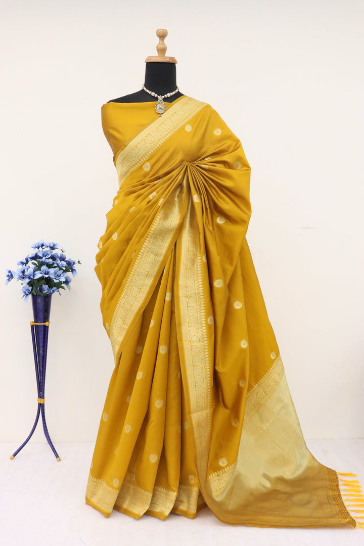 Sonakshi Sinha Inspired 18th Century Chaand Buta Banarasi Silk Saree