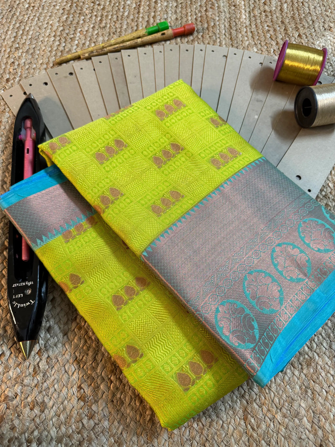 Eccentric Zari Weave Softsilk Banarasi Saree