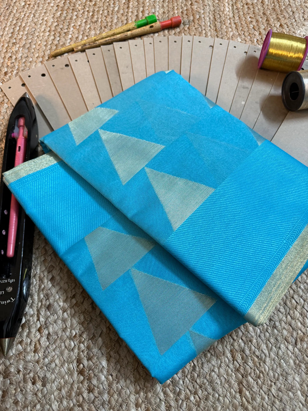 Eccentric Zari Weave Softsilk Banarasi Saree