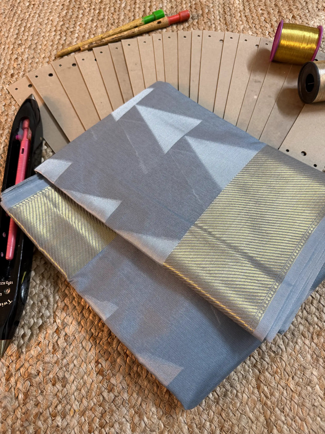 Eccentric Zari Weave Softsilk Banarasi Saree