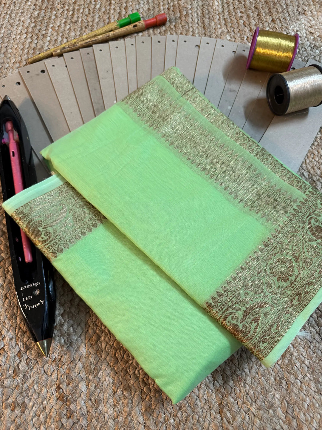 Eccentric Zari Weave Softsilk Banarasi Saree