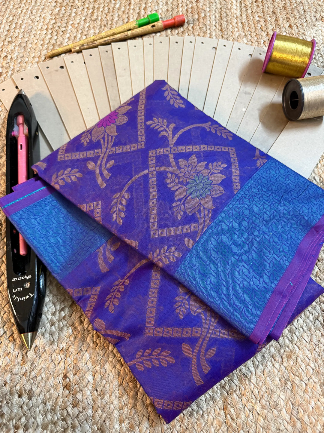Eccentric Zari Weave Softsilk Banarasi Saree