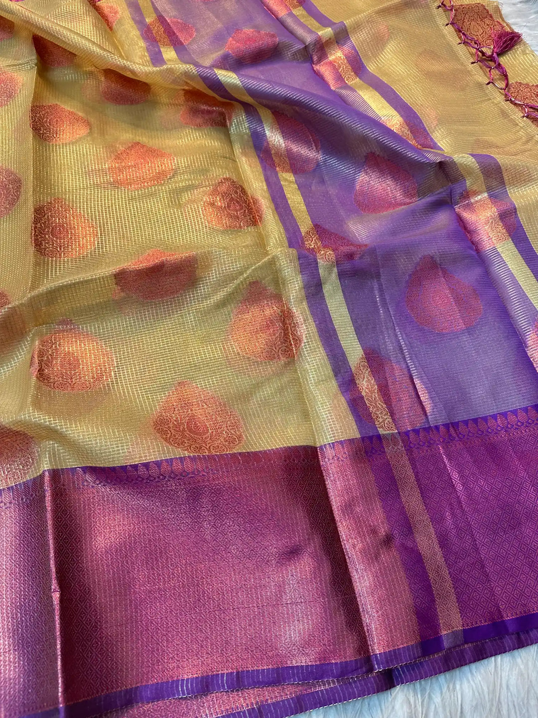 Beautiful Jacquard Weave Banarasi Saree