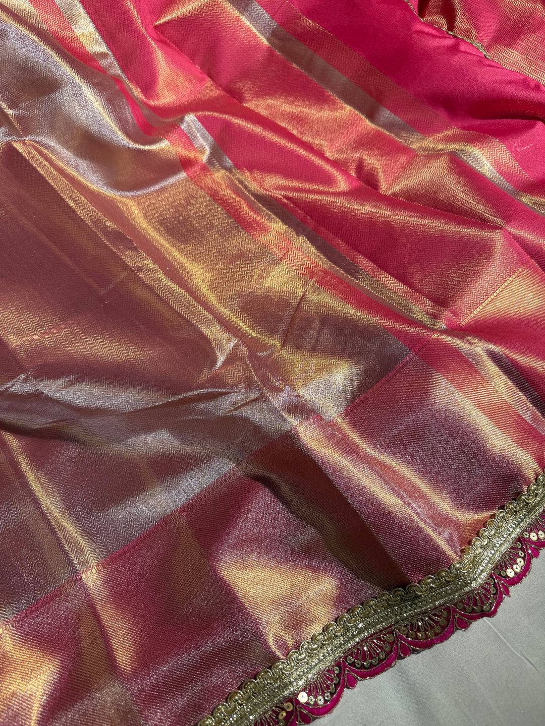 Dual Shaded Kanjivaram Tissue Silk Designer Saree