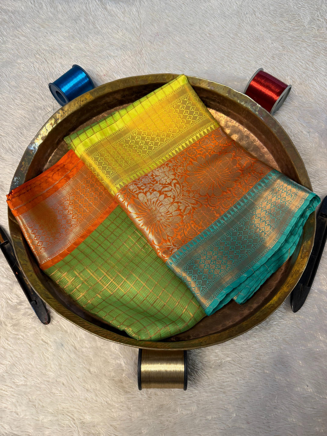 Trending Softsilk Jacquard Unique Banarasi Saree
