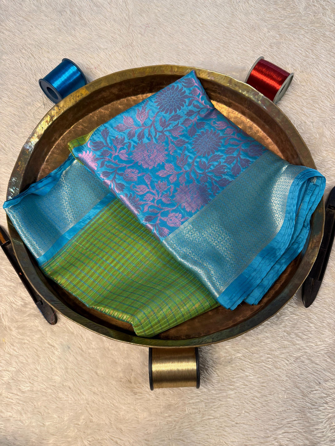 Trending Softsilk Jacquard Unique Banarasi Saree
