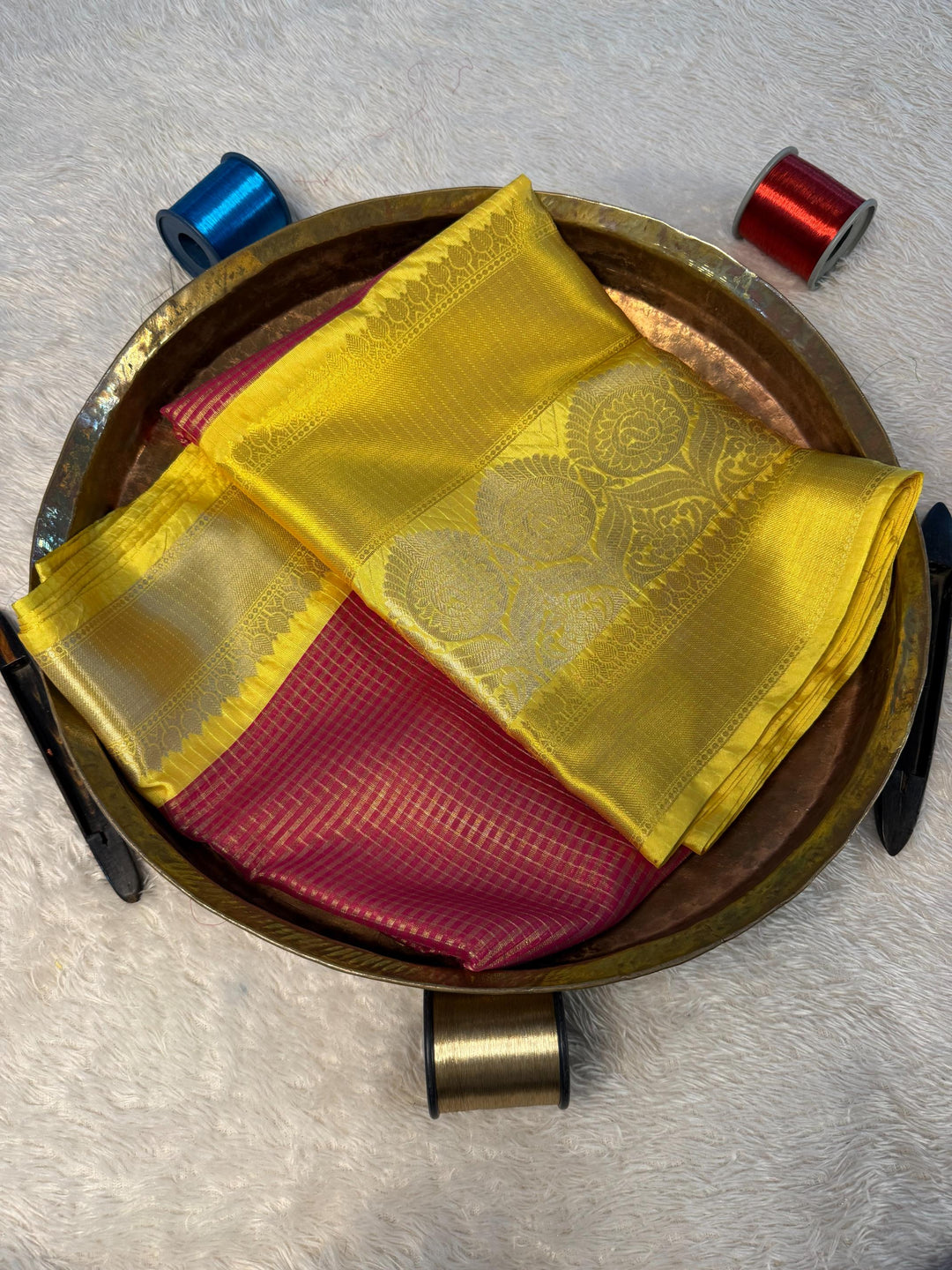 Trending Softsilk Jacquard Unique Banarasi Saree