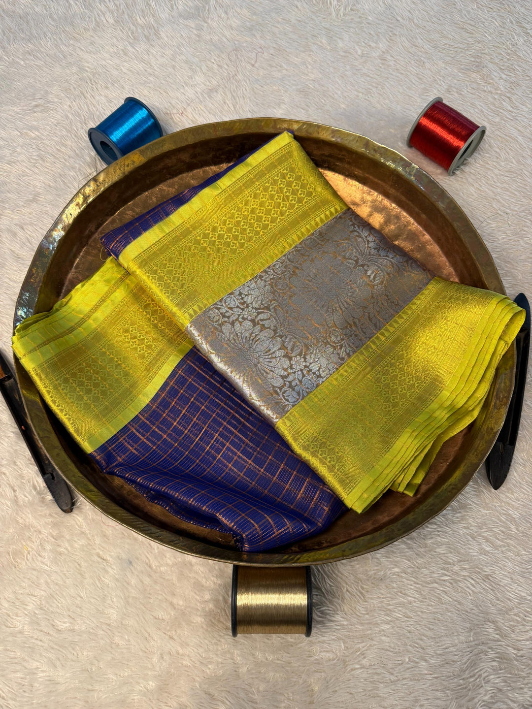 Trending Softsilk Jacquard Unique Banarasi Saree