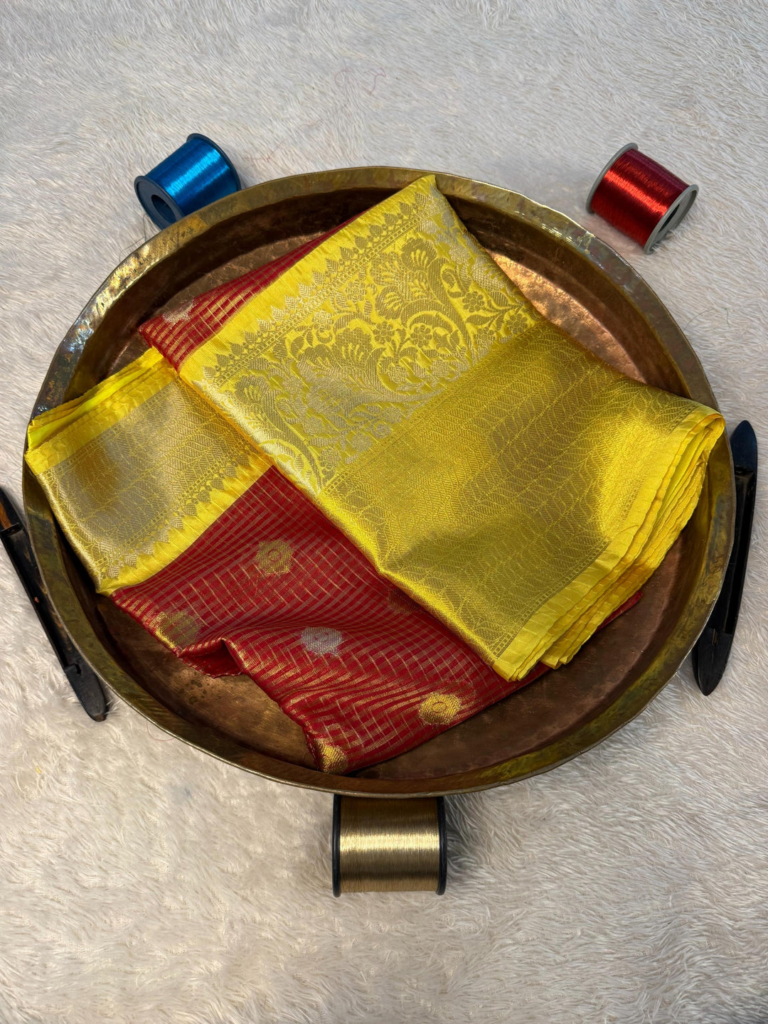 Trending Softsilk Jacquard Unique Banarasi Saree