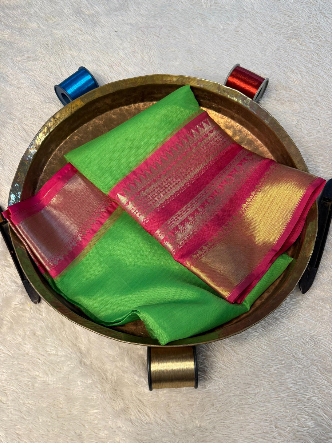 Trending Softsilk Jacquard Unique Banarasi Saree