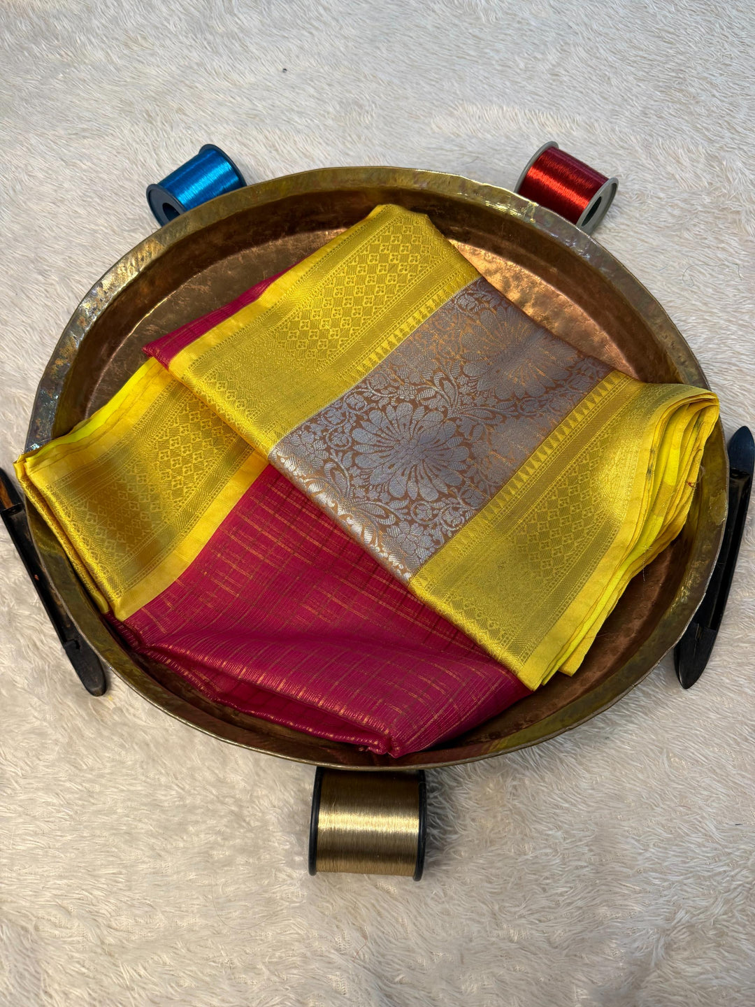 Trending Softsilk Jacquard Unique Banarasi Saree