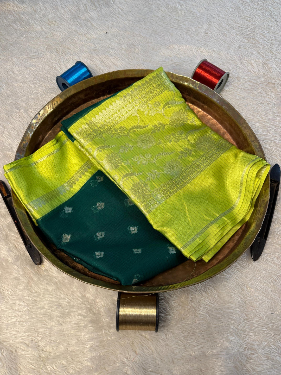Trending Softsilk Jacquard Unique Banarasi Saree