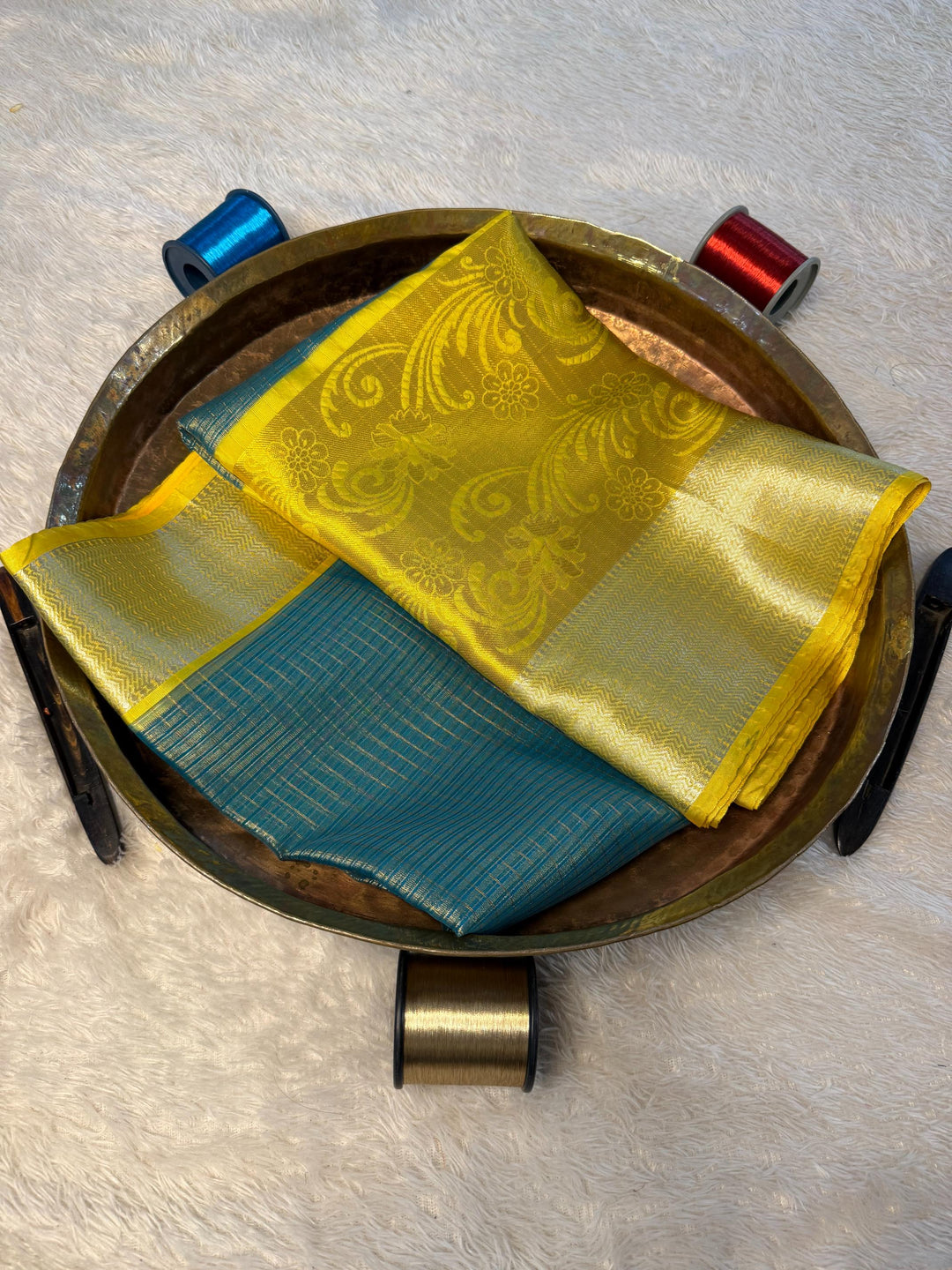 Trending Softsilk Jacquard Unique Banarasi Saree