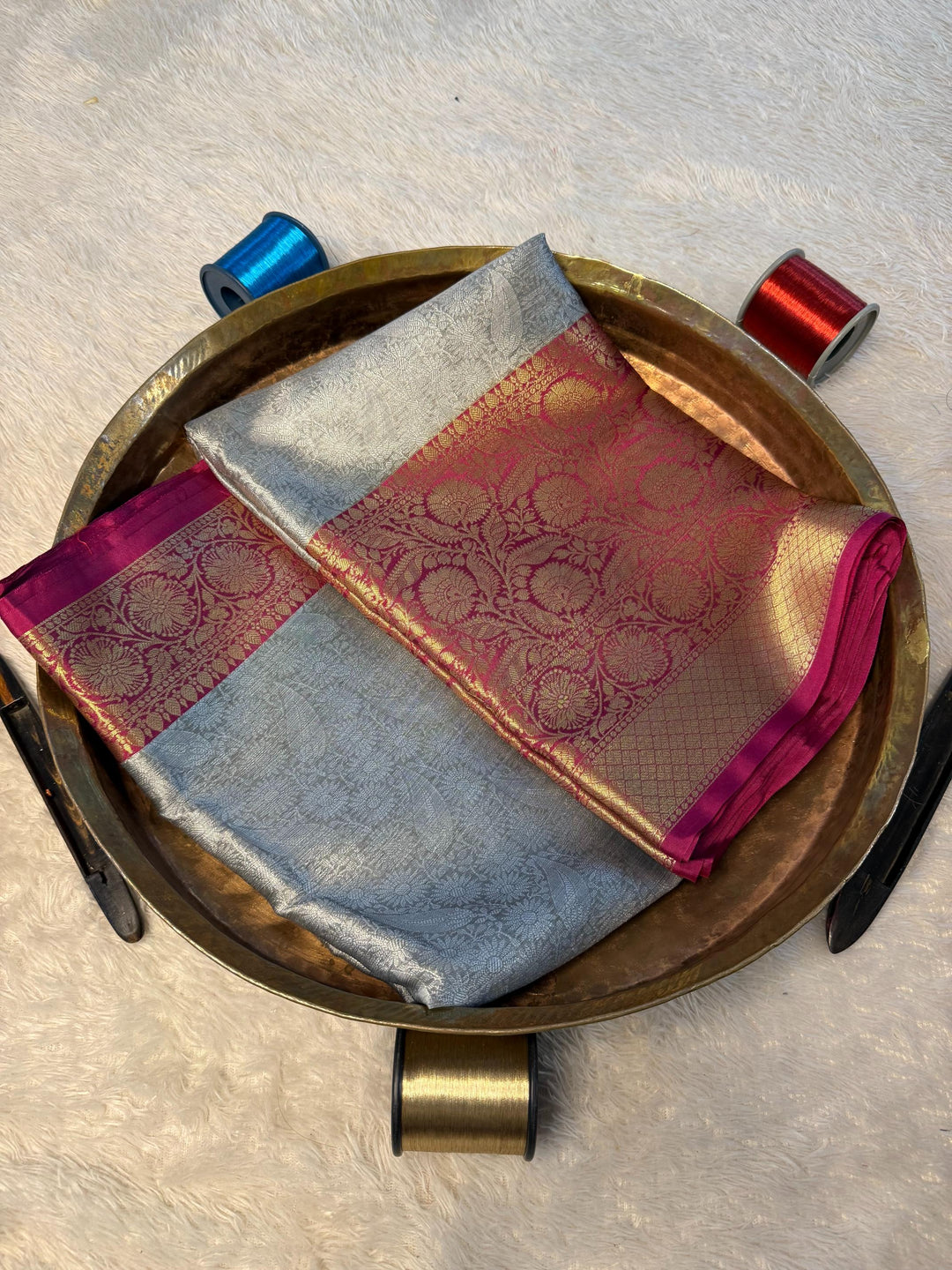 Trending Softsilk Jacquard Unique Banarasi Saree