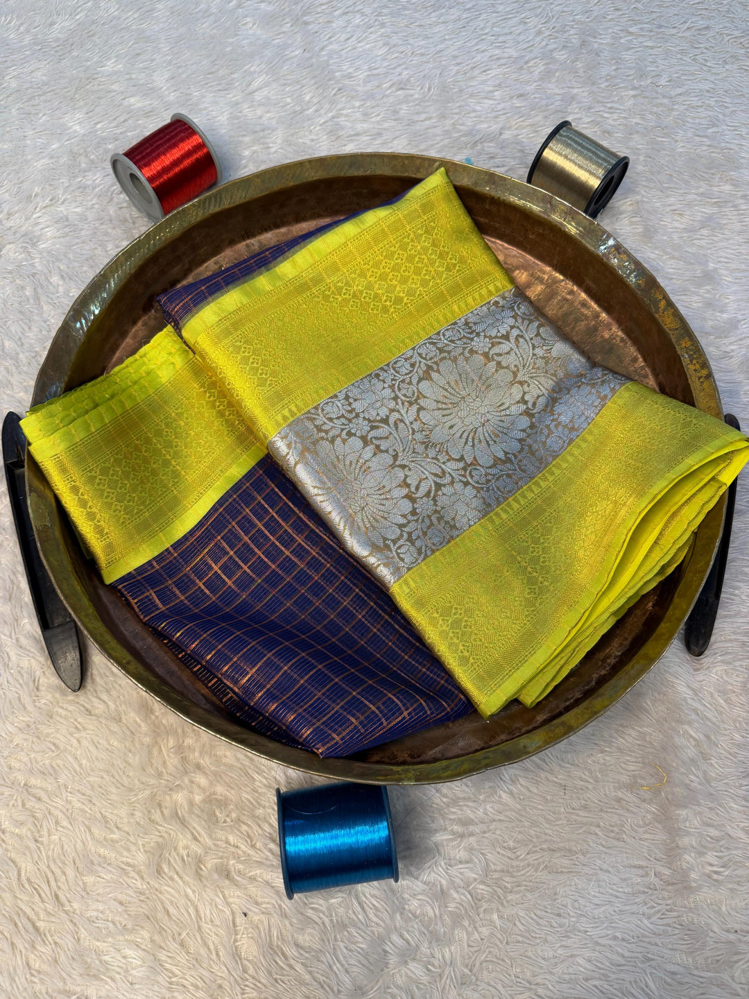 Trending Softsilk Jacquard Unique Banarasi Saree