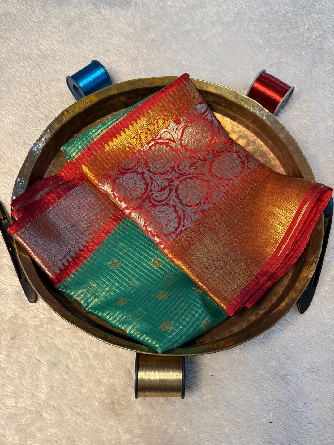 Trending Softsilk Jacquard Unique Banarasi Saree