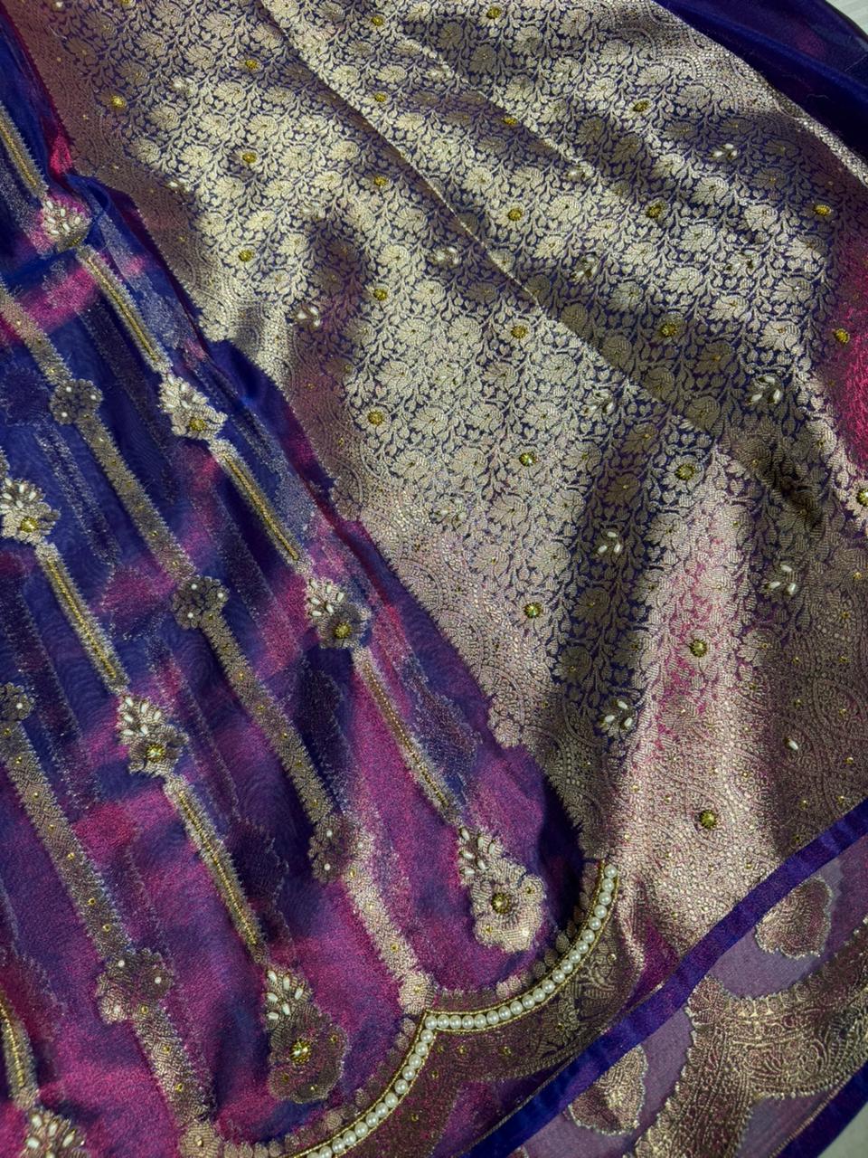 Baigani Scallop Tissue Silk Handwork Banarasi Saree