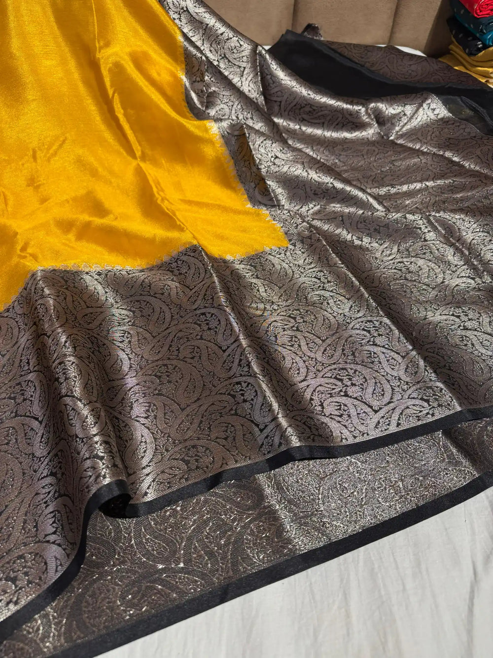 Banarasi Warm Silk Saree with Unique Pallu and Border