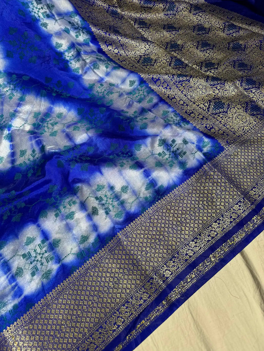Bandhani Dye shade banarasi warm silk saree with exclusive heritage design pattern and rich pallu