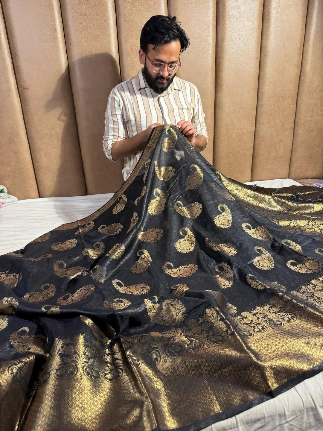 Black Warm Silk Intricate Motifs Banarasi Saree 
