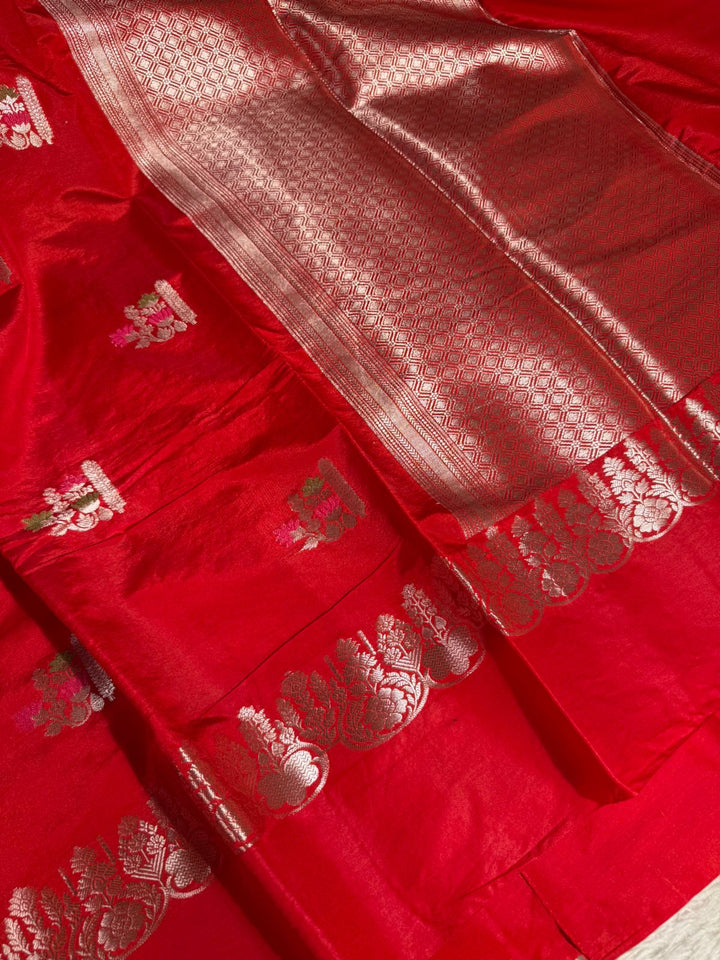 Bridal Red Chinia Silk Traditional Banarasi Saree