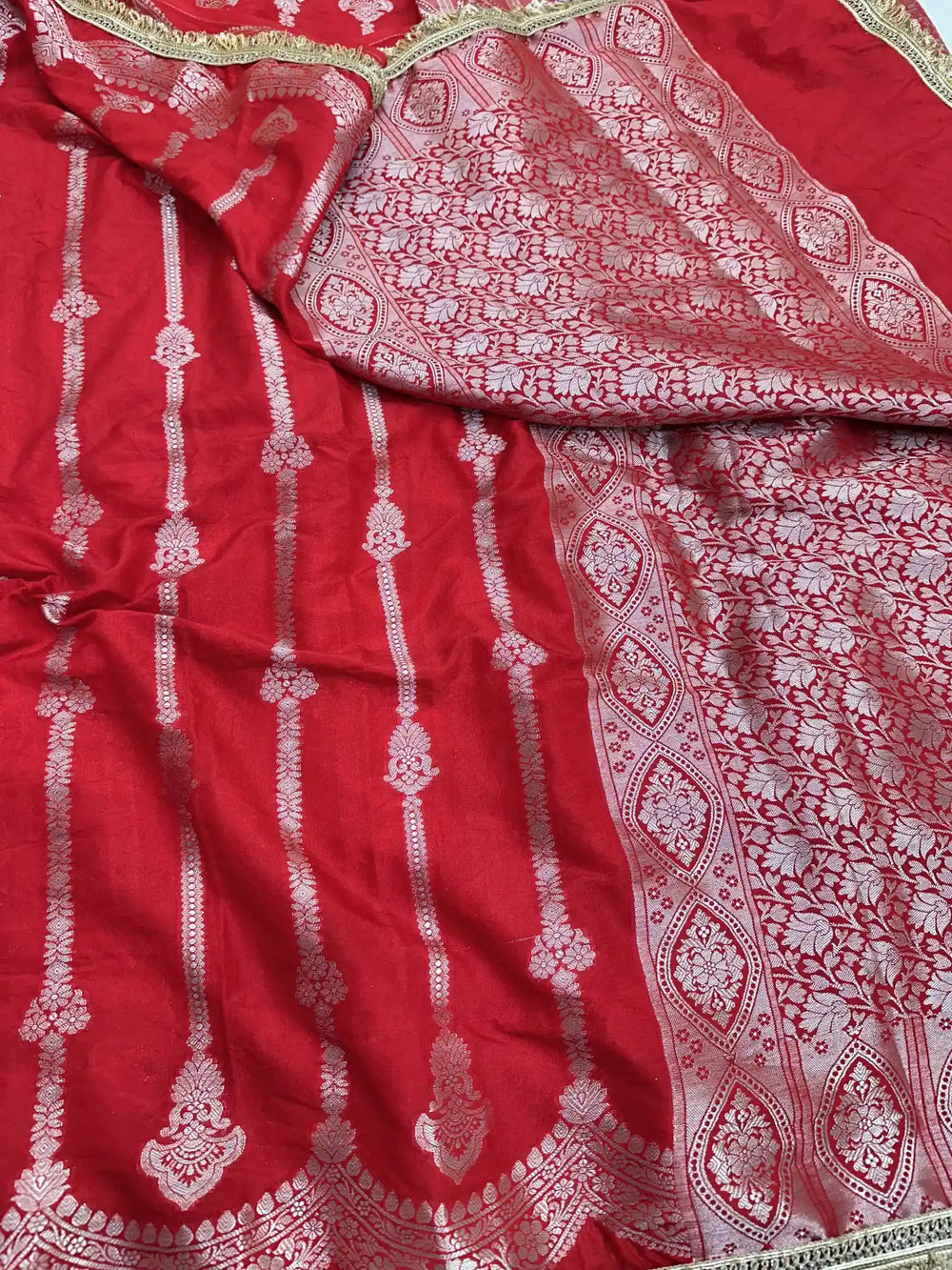 Bridal Red Chiniya Silk Heavy Lace Attached Banarasi Saree