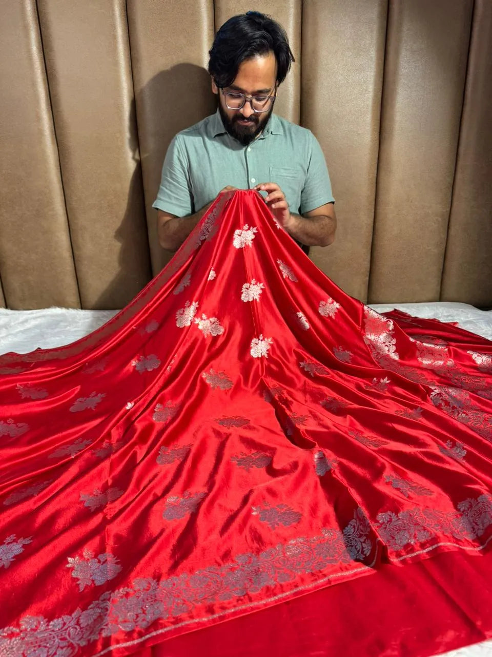 Bridal Red Mashru Katan Silk Banarasi Saree with Rich pallu and blouse 