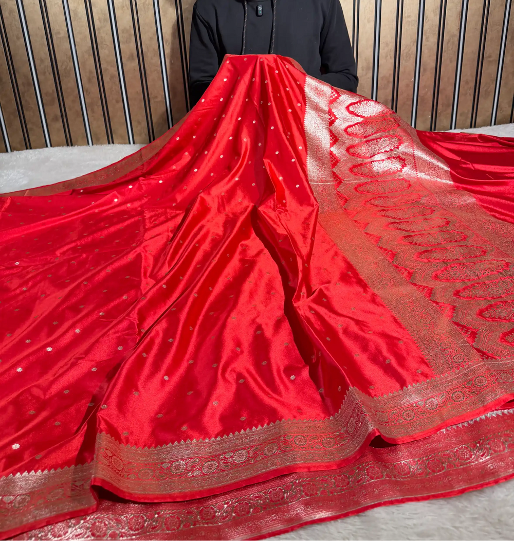 Bridal Red Mashru Katan Silk Traditional Weave Banarasi Saree