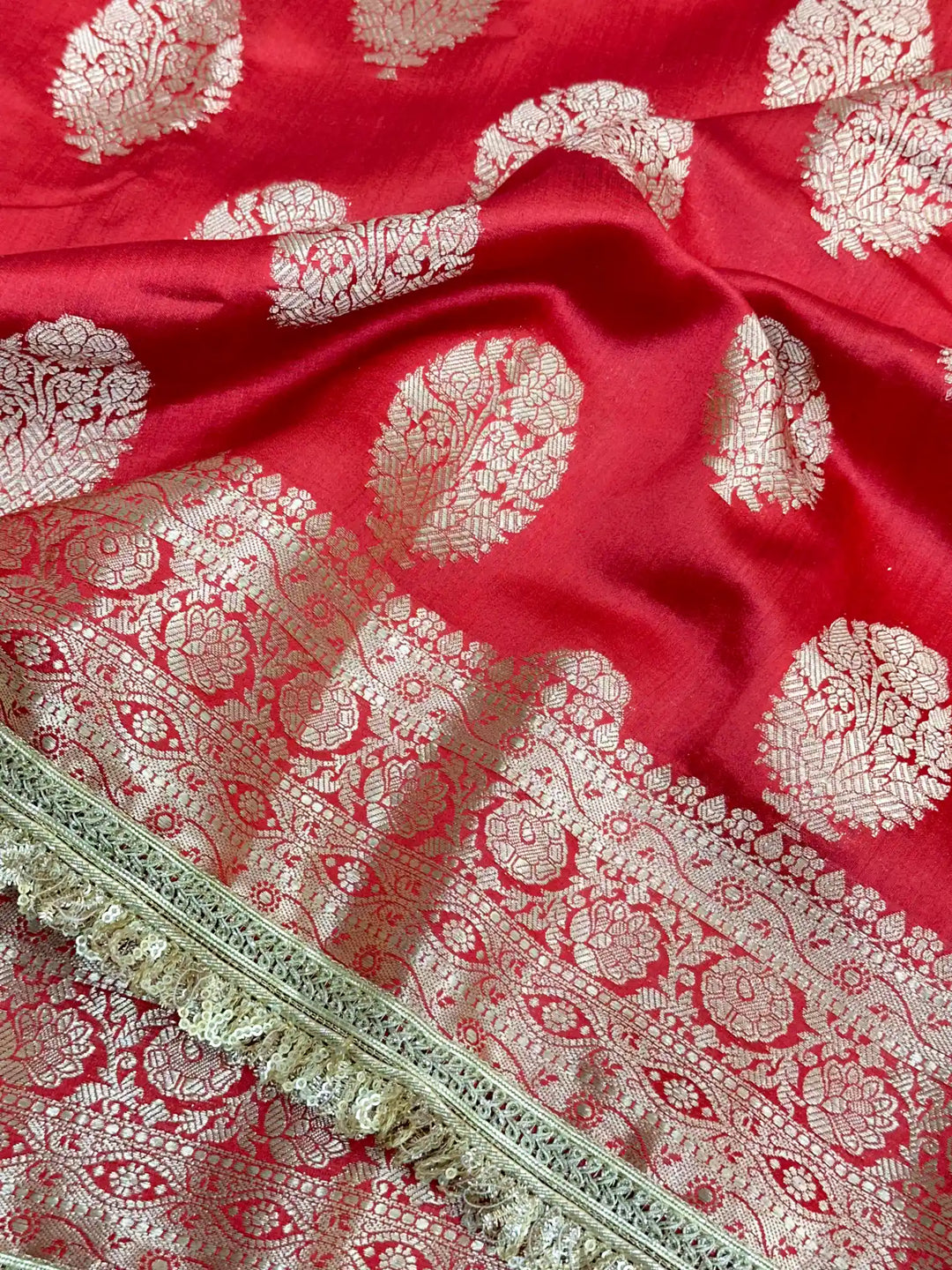 Bridal Red Pure Chiniya Silk Lace Attached Banarasi Saree 