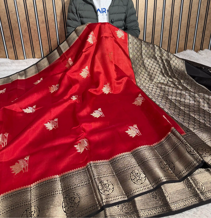 Bridal Red Pure Mango Silk Eccentric Buta Banarasi Saree