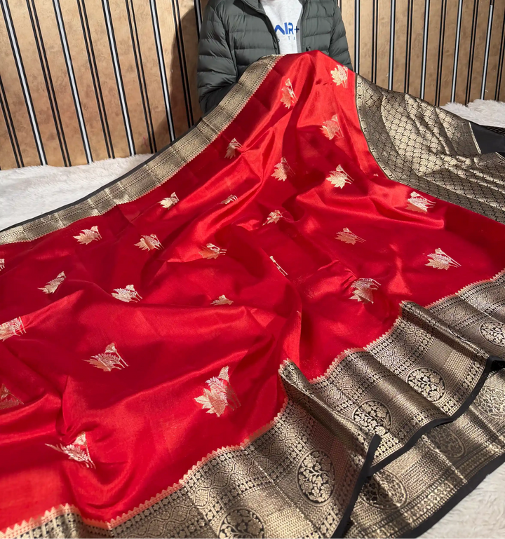 Bridal Red Pure Mango Silk Eccentric Buta Banarasi Saree