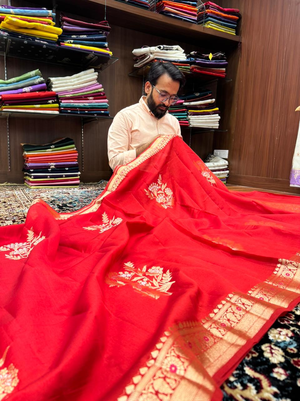 Bridal Red Pure Raw Mango Silk Heritage Banarasi Saree