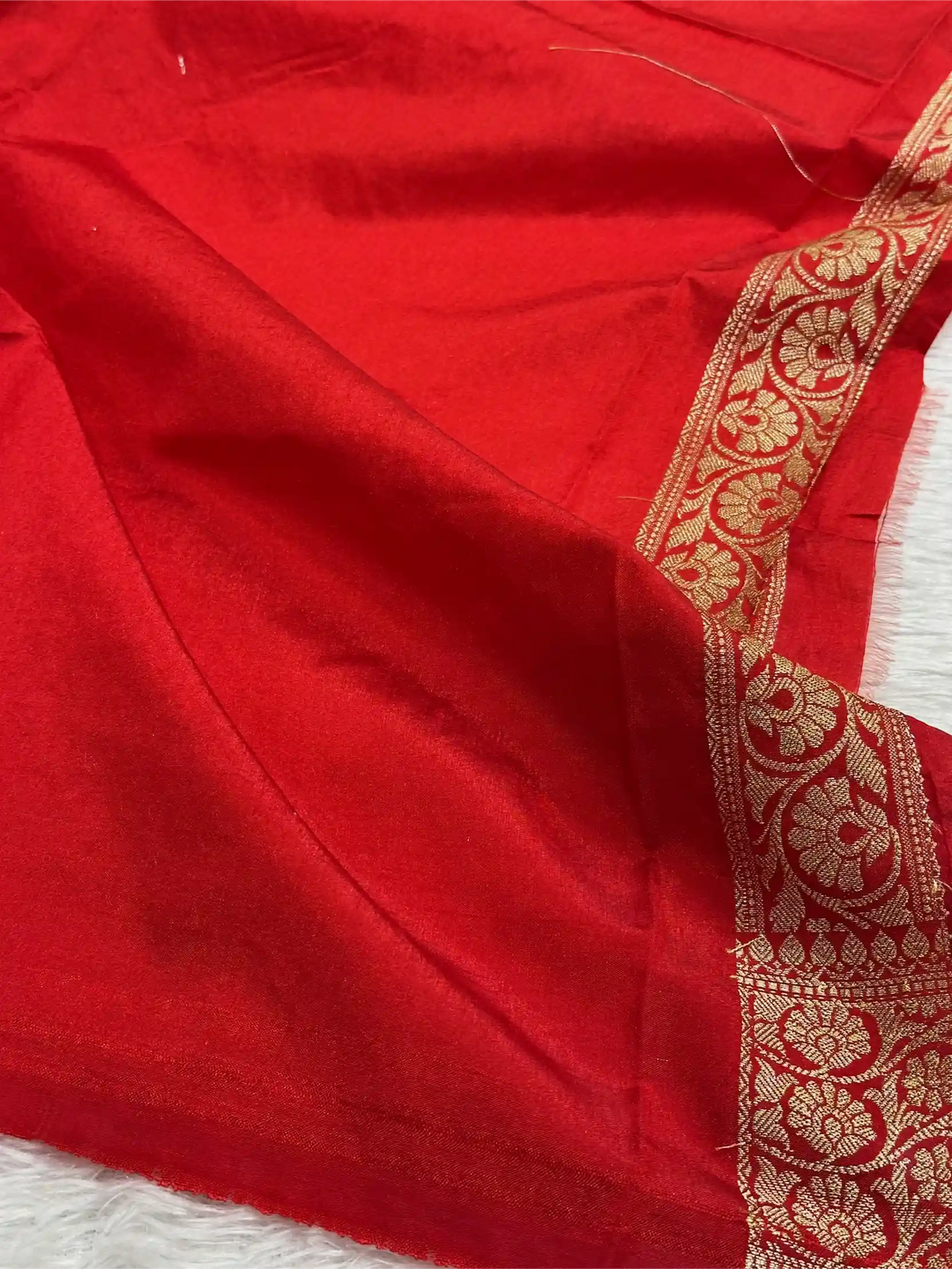 Bridal Red Warm Silk Tilfi Meenakari Banarasi Saree