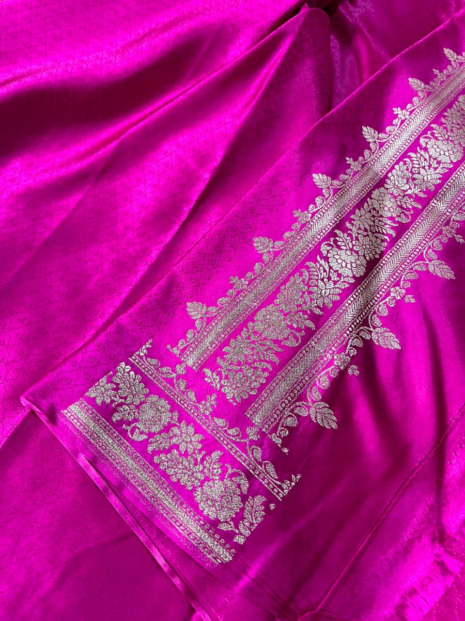 Bright Rani Pink Mashru Katan Silk Banarasi Saree